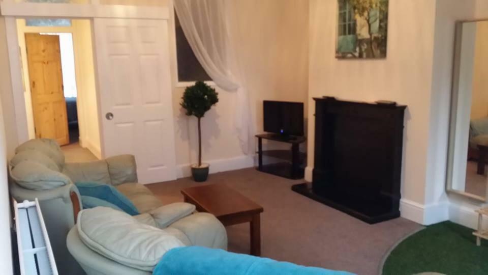 Large Garden Flat Near Marine Lake Weston-super-Mare Extérieur photo