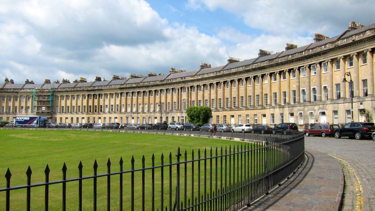 Large Garden Flat Near Marine Lake Weston-super-Mare Extérieur photo