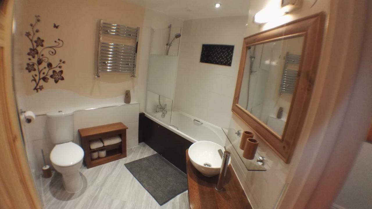 Large Garden Flat Near Marine Lake Weston-super-Mare Extérieur photo