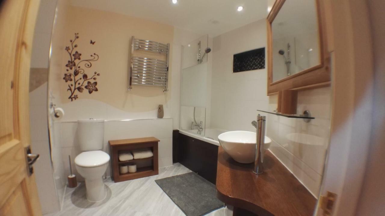 Large Garden Flat Near Marine Lake Weston-super-Mare Extérieur photo