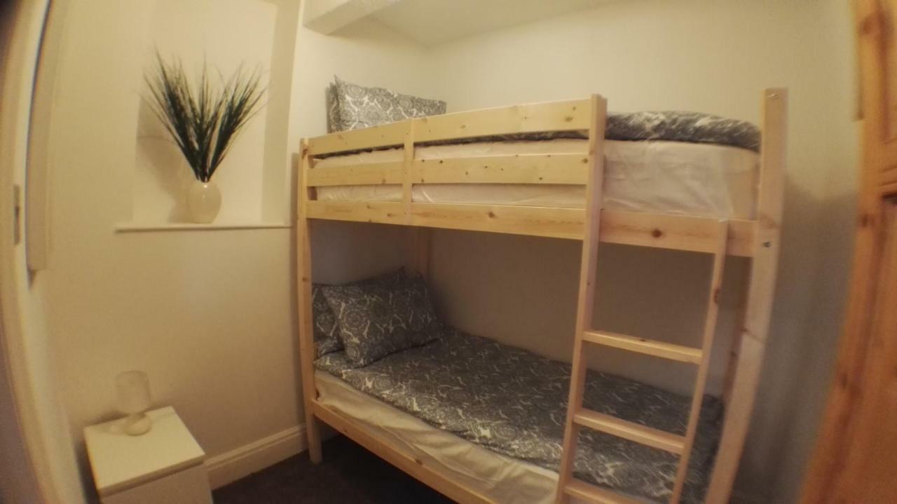 Large Garden Flat Near Marine Lake Weston-super-Mare Extérieur photo