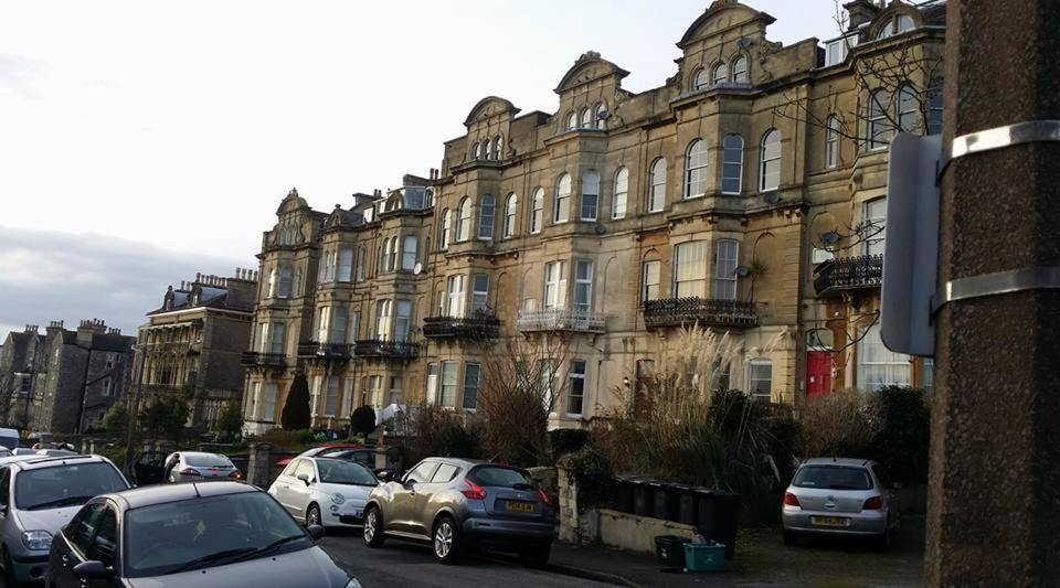 Large Garden Flat Near Marine Lake Weston-super-Mare Chambre photo